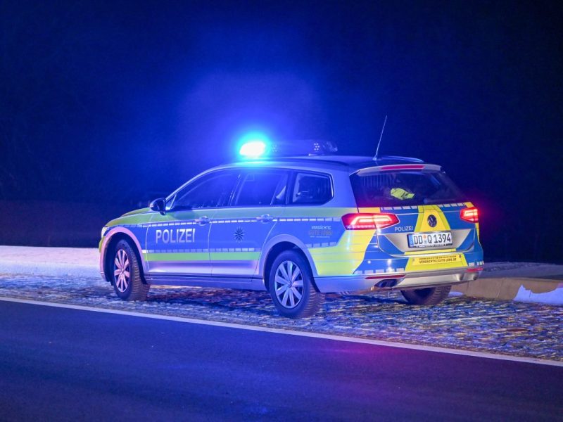 NRW: Leiche eines 15-Jöhrigen gefunden. Polizei ermittelt.