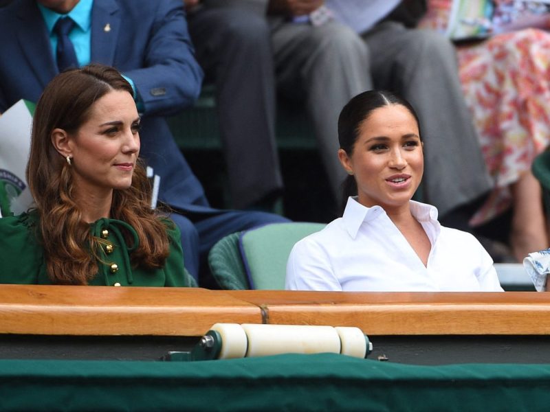 Meghan Markle setzt ein Zeichen, das Kate nicht gut dastehen lässt.