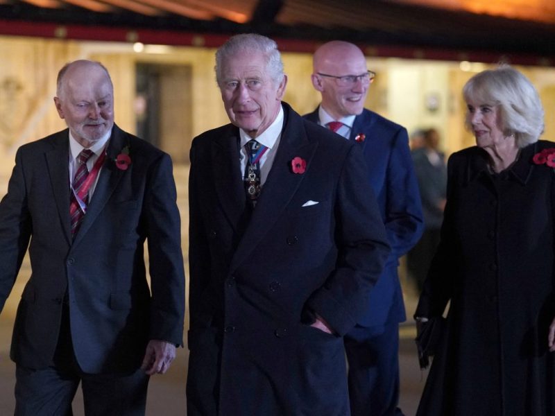 König Charles III. hat im Laufe seiner Karriere nicht nur Befürworter gehabt. Doch nach seiner Rede gerät SIE ins Schwärmen...