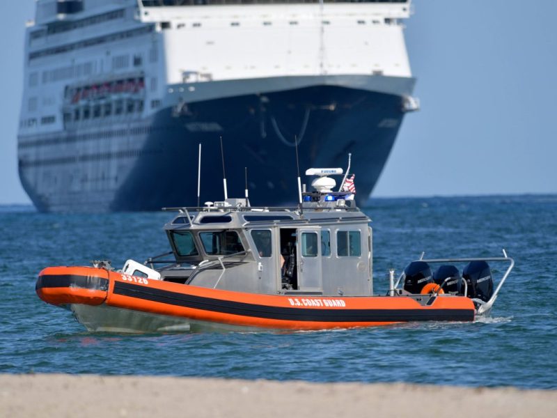 Kreuzfahrt: Mann geht über Bord. So reagiert die Crew.