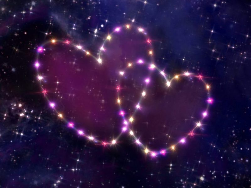 Was verrät das Horoskop über die Liebe? Die Vorhersage für dein Sternzeichen.