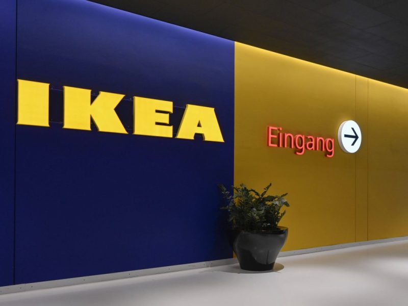 Nach diesem Schlag gegen Stefan Raab landete Ikea möglicherweise ein Eigentor.