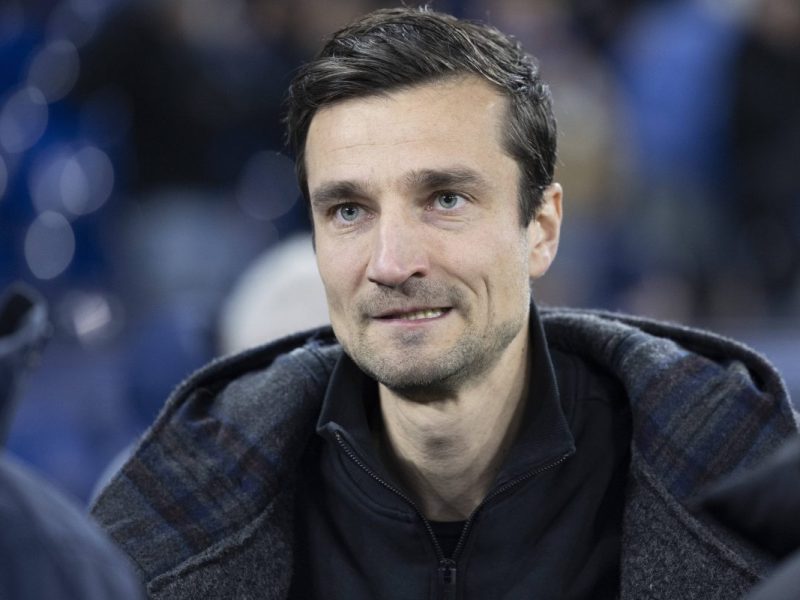 Beim FC Schalke 04 spricht Matthias Tillmann Klartext.