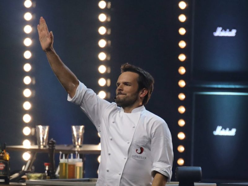 Während Steffen Henssler in „Grill den Henssler“ glänzt, kämpft der TV-Koch hinter den Kulissen mit seinen Restaurants ums Überleben...