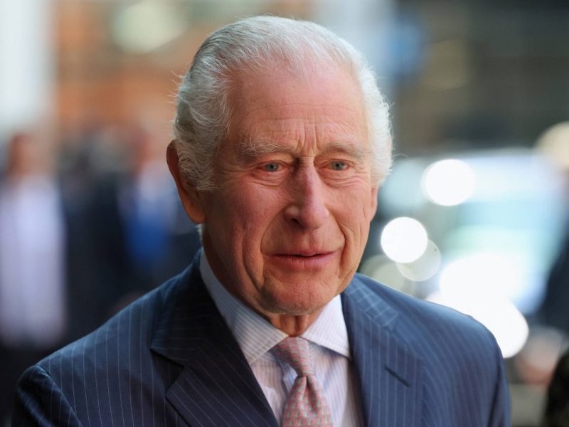 König Charles III. ist zu seinen königlichen Pflichten zurückgekehrt. Nun sorgt der Monarch mit DIESER Änderung für eine Revolution...