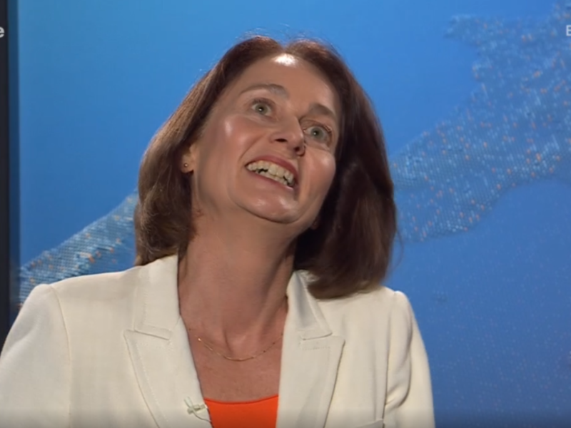 Katarina Barley will kurz vor der Europawahl für sich werben, tritt jedoch in ein Fettnäpfchen.