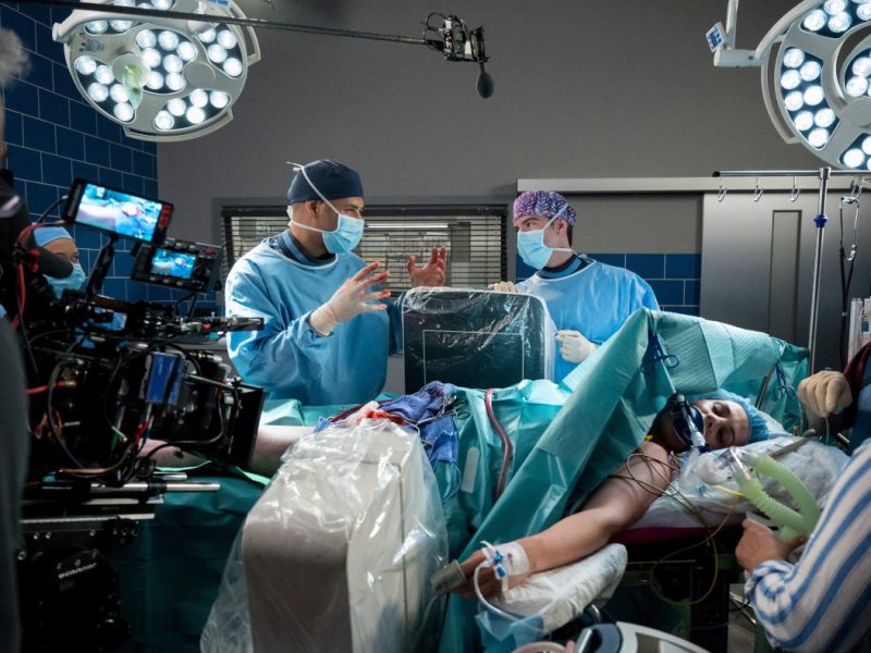 Ein emotionaler Achterbahnritt steht bevor: Fans der ARD-Sendung „In aller Freundschaft“ dürfen sich DARAUF gefasst machen...