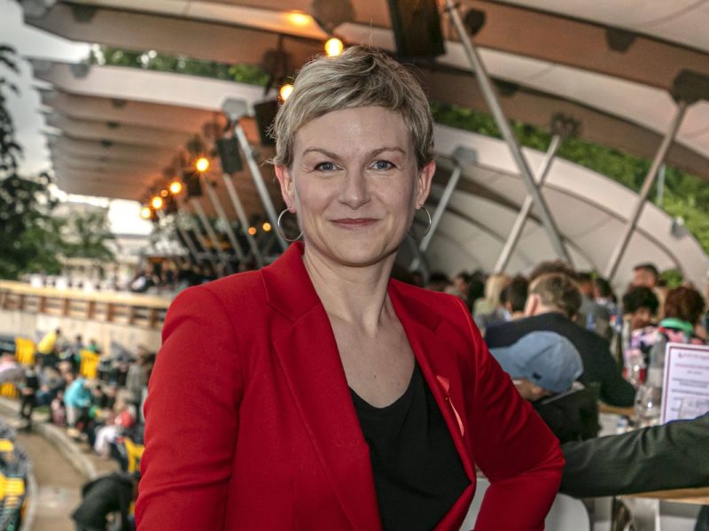 „Frühstücksfernsehen“-Star Karen Heinrichs: Ihre Tochter will unbedingt Spielerfrau werden.