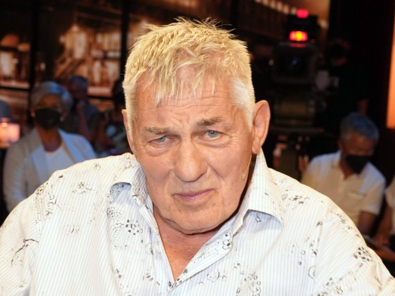 Heinz Hoenig kämpft seit Wochen mit seiner Gesundheit. Nachdem er aus dem Krankenhaus entlassen wurde, kommt Unfassbares ans Licht.