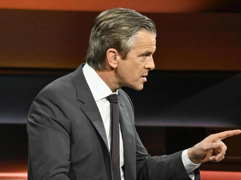 Bei Markus Lanz geht es häufig hoch her. Warum der jüngste Gast in der Runde nun lautstark Kritik an der Politik übte...
