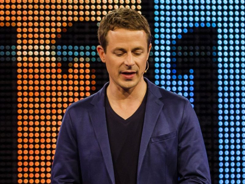 Bei „Gefragt – Gejagt“ sorgt Kandidatin Sabrina Rambach für Aufsehen. Warum ihr Entschluss für Bewunderung und Kopfschütteln zugleich sorgt...