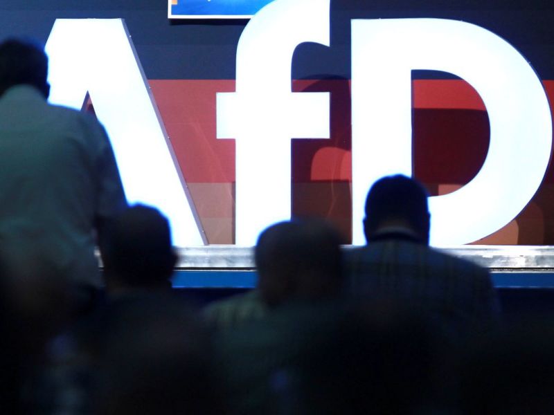 Ein AfD-Politiker wurde in Chicago vom FBI abgefangen.