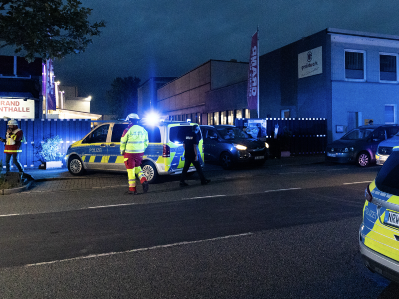 Mülheim: Auseinandersetzung auf Hochzeit löst Großeinsatz aus