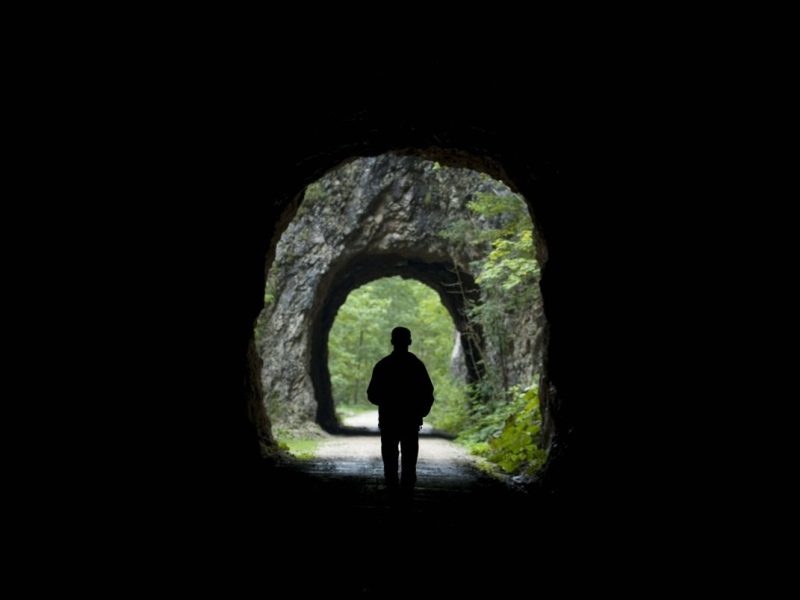 Hagen (NRW): Ein Mann will nur herlfen, dann wird es übel.