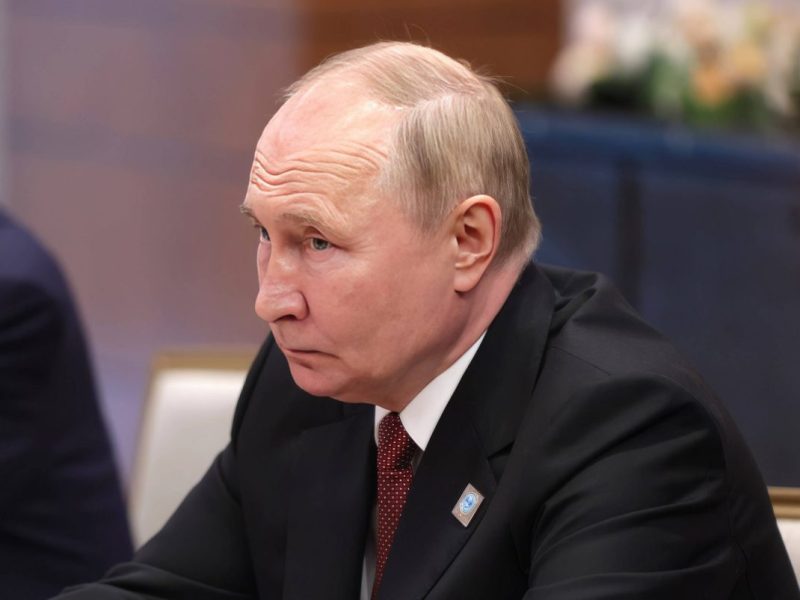 Putin scheint sich zu bewegen.