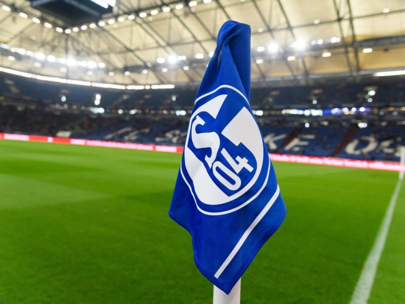 Hammer-News für Königsblau! Der FC Schalke 04 hat mit einem Deal einen wichtigen Baustein für die Zukunft gelegt.