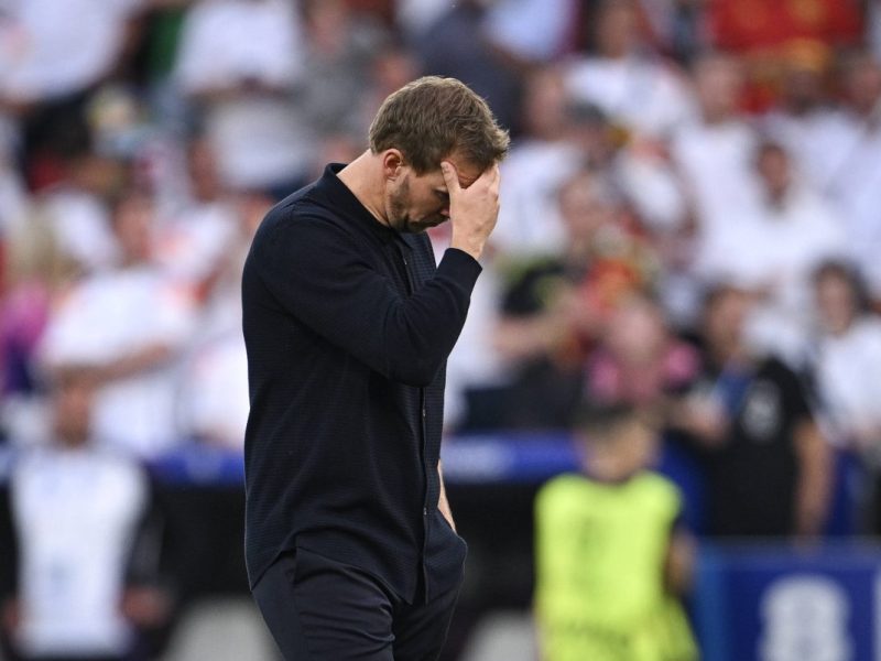 Große Schrecksekunde für Bundestrainer Julian Nagelsmann! Nach dem bitteren EM-Aus folgte nun der nächste Schock für den DFB-Coach.