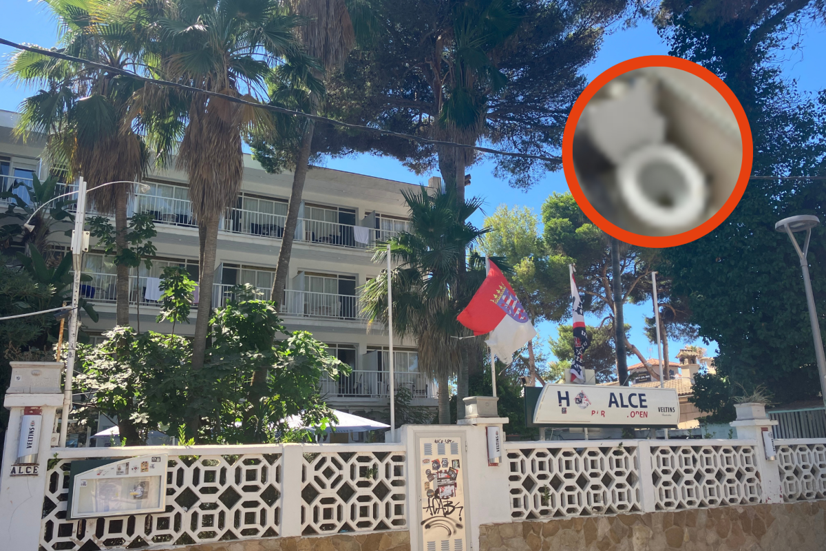 Die kaputt getretene Toilette in einem Zimmer des Hostels