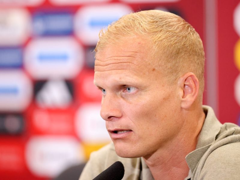 Karel Geraerts spricht Klartext zur Jugend des FC Schalke 04.