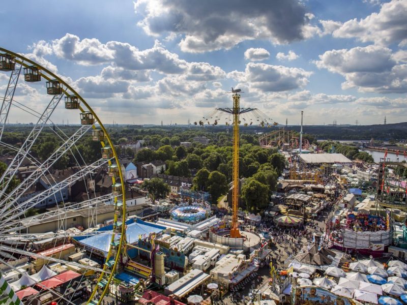Cranger Kirmes: Oberbürgermeister verleiht Preis für Eiskonditorei