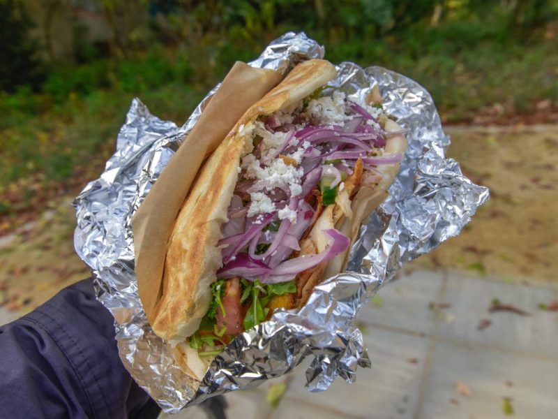 Als ein US-Amerikaner seinen Döner verfeinert, erntet er viel Kritik! (Symbolfoto)