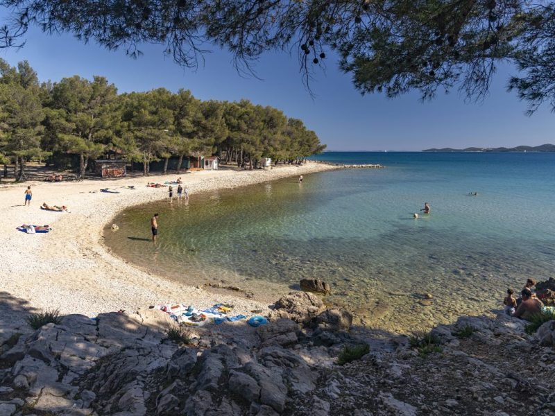 Urlaub in Kroatien: Kalte Temperaturen im Meer halten die Badegäste fern