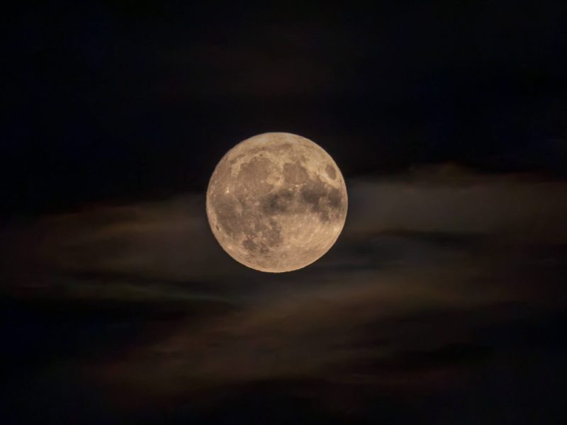 Laut Horoskop bringt der August-Vollmond Stress