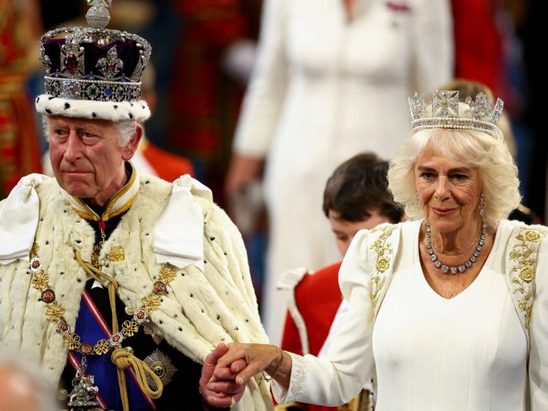 Übernimmt sich König Charles III.? Die Sorgen um den Monarchen wachsen, während Bedenken um seine Gesundheit immer lauter werden...