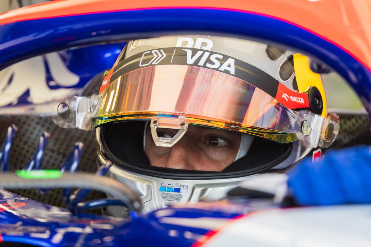 Seine Zukunft in der Formel 1 steht auf der Kippe, ihm droht der Rauswurf. Jetzt äußert sich der Pilot selbst zu seiner Situation.