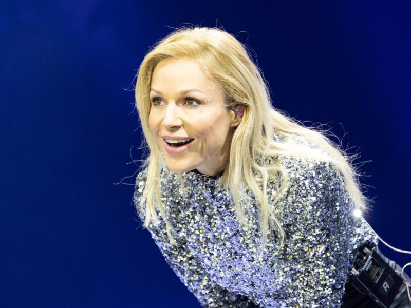 Endlich ist die Katze aus dem Sack und Michelle hat allen Grund zu feiern: Die Familie der Schlagersängerin wird nämlich größer...