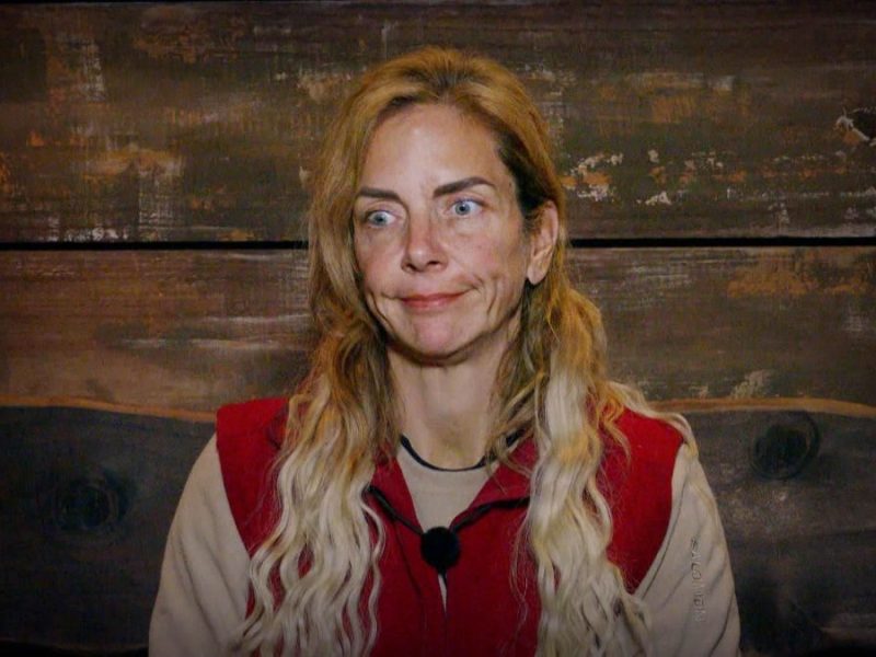 Danni Büchner hat im Dschungelcamp ordentlich abgespeckt. Jetzt verblüfft die TV-Blondine mit ihrem neuen Look das ganze Netz...