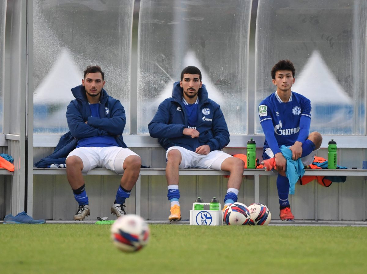 Bei Königsblau wurde er trotz großer Beliebtheit aussortiert. Jetzt geht die Karriere des Ex-S04-Talents immer steiler nach oben.