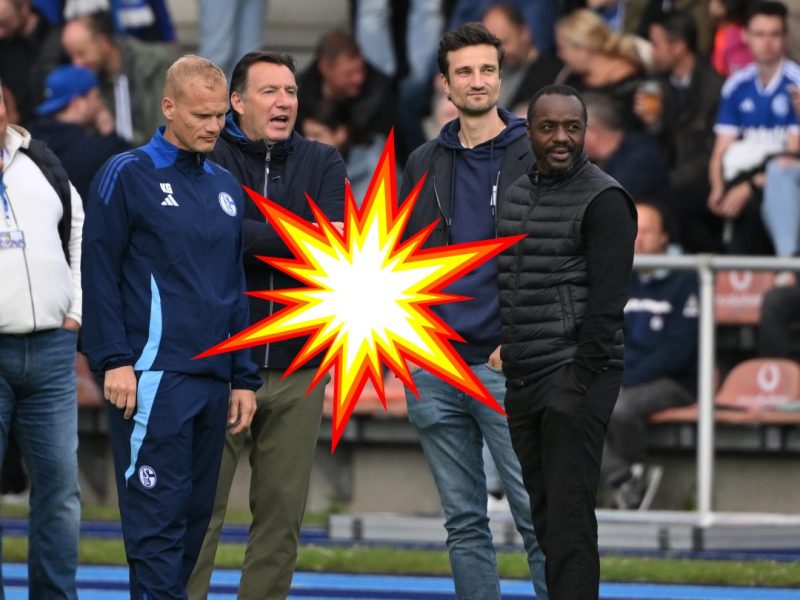 Diese Worte sind eindeutig! Ben Manga erhöht den Druck auf seinen Trainer. Vor allem eine Sache stört den Boss des FC Schalke 04.