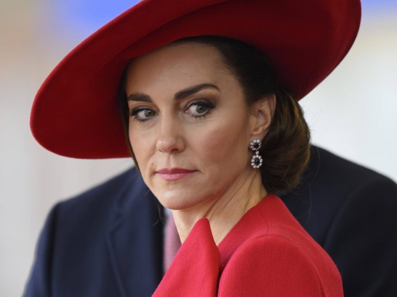 Kate Middleton hat sich eine Auszeit genommen und viel Zeit mit ihrer Familie verbracht. Doch nun steht sie vor einer Herausforderung...