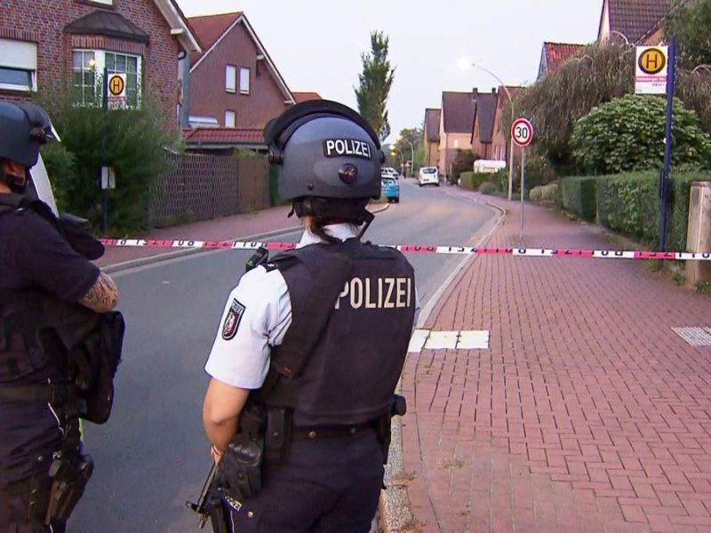 In Selm kommt es zu einem Großeinsatz der Polizei, nachdem auf eine Person geschossen wurde.