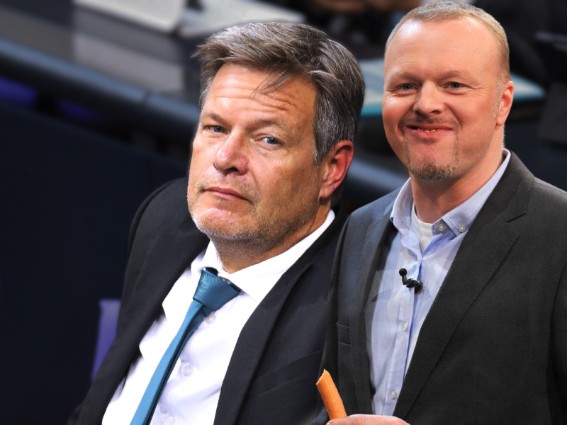 Die Grünen im Raab-Fieber! – Auf Instagram vergleichen die Grünen Robert Habeck mit der TV-Legende – doch passt das wirklich?