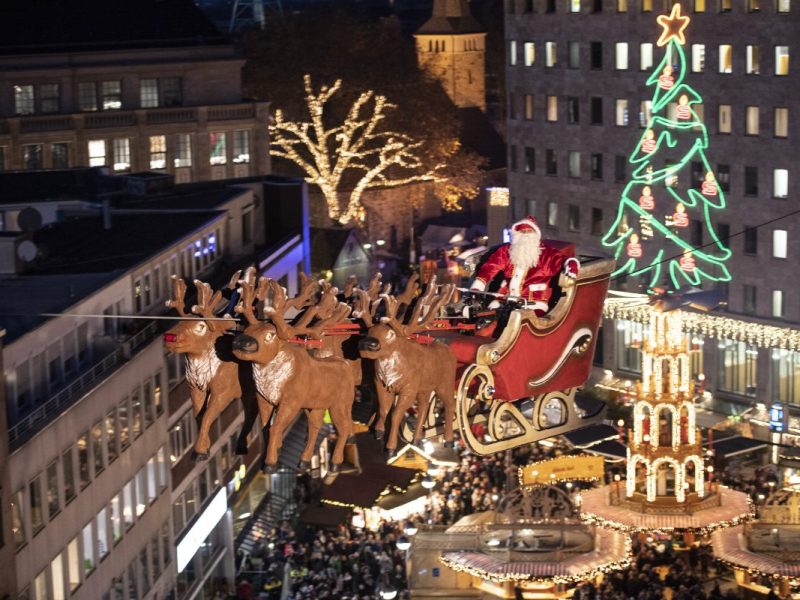 Fliegender Weihnachtsmann