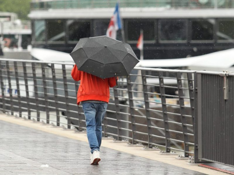Das Wetter in NRW könnte in den kommenden Tagen richtig ungemütlich werden. Wetter-Experte Dominik Jung gibt einen Ausblick.
