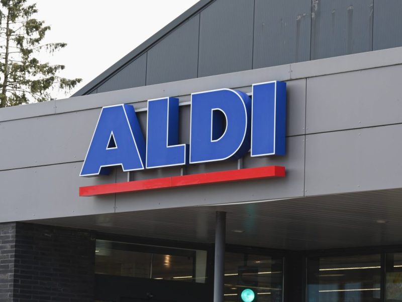 Normalerweise haben die Aldi-Filialen nur von Montag bis Samstag geöffnet. Es gibt jedoch auch Ausnahmen, die den Sonntagseinkauf ermöglichen.