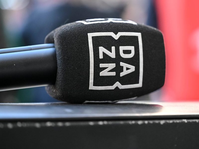 DAZN schnappt zu.