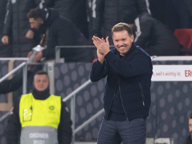 Die DFB-Elf feiert im Spiel Deutschland - Bosnien-Herzegowina ein Schützenfest! Doch der deutliche Sieg war nicht der einzige Grund zu jubeln.