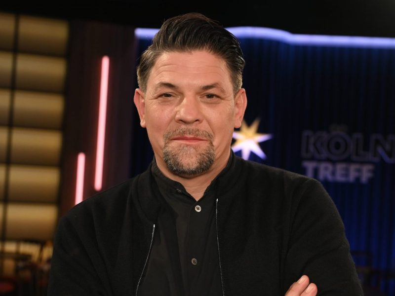 Tim Mälzer kehrte am Montagabend (18. November) mit seiner Kochshow auf Vox zurück. Doch kurz darauf herrscht beim Sender Gewissheit.