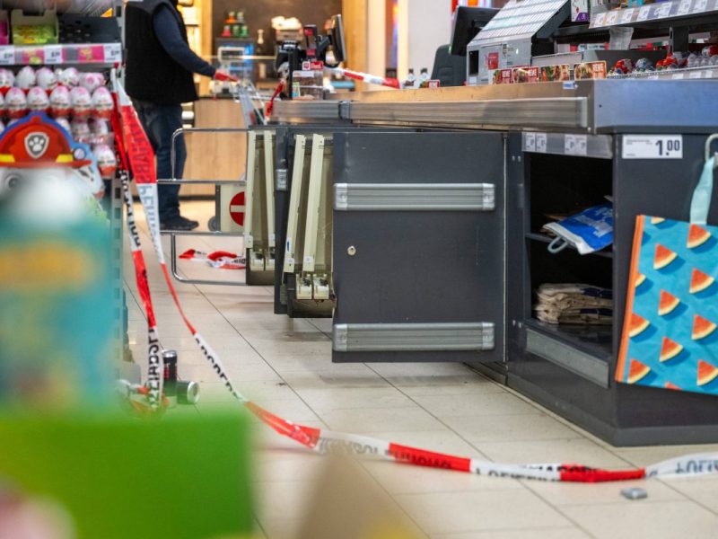Alarm in einer Rewe-Filiale in Köln! (Symbolfoto)