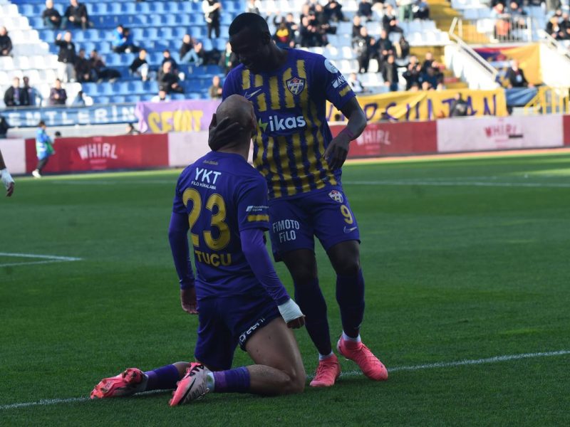 Bei Königsblau blieb ihm der große Durchbruch verwehrt. Doch mittlerweile ist er ein echter Superstar. Jetzt winkt ein echter Hammer-Erfolg.