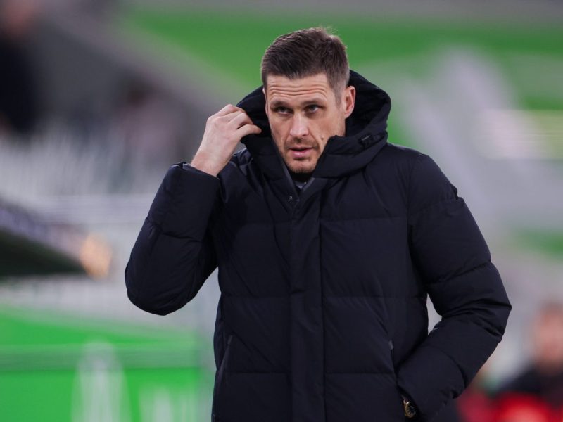 Bleibt Sebastian Kehl Borussia Dortmund erhalten? Der BVB-Sportdirektor steht weiterhin vor einer ungewissen Zukunft.