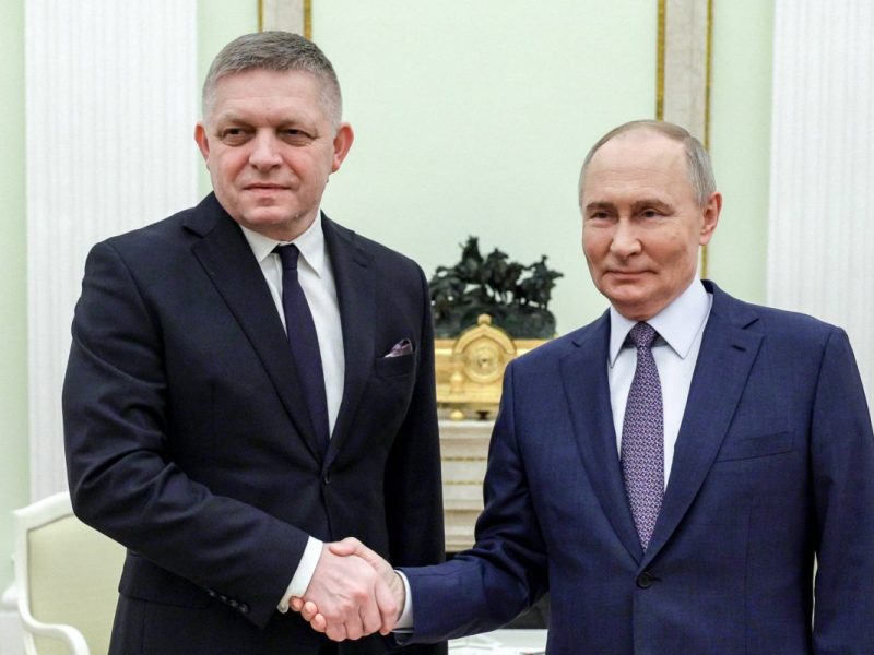 Die Slowakei springt Putin zur Seite und fordert die Ukraine zu Gebietsverzicht auf.