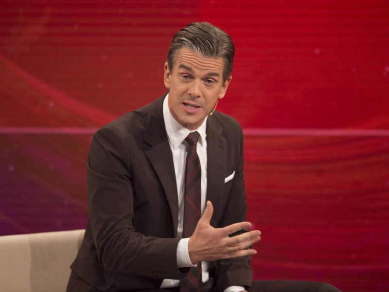 Markus Lanz schießt gegen Elon Musk.