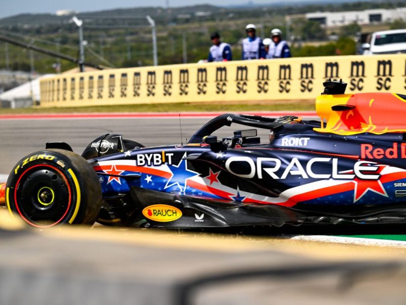 Red Bull muss schon vor der nächsten Saison einen herben Schlag hinnehmen. Dem Top-Team der Formel 1 gehen Millionen durch die Finger.