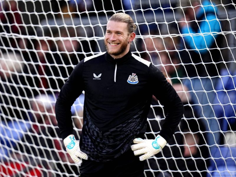 Beim FC Schalke 04 bahnt sich einmal mehr eine Torwart-Diskussion an. Loris Karius liefert nach seinem Wechsel gleich eine dicke Kampfansage.