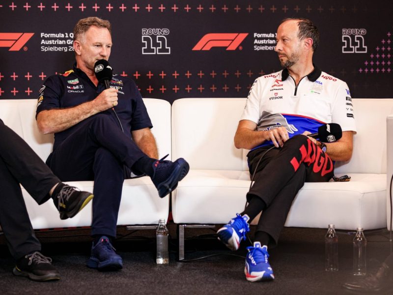 Formel 1: Peter Bayer im Gespräch mit Christian Horner.